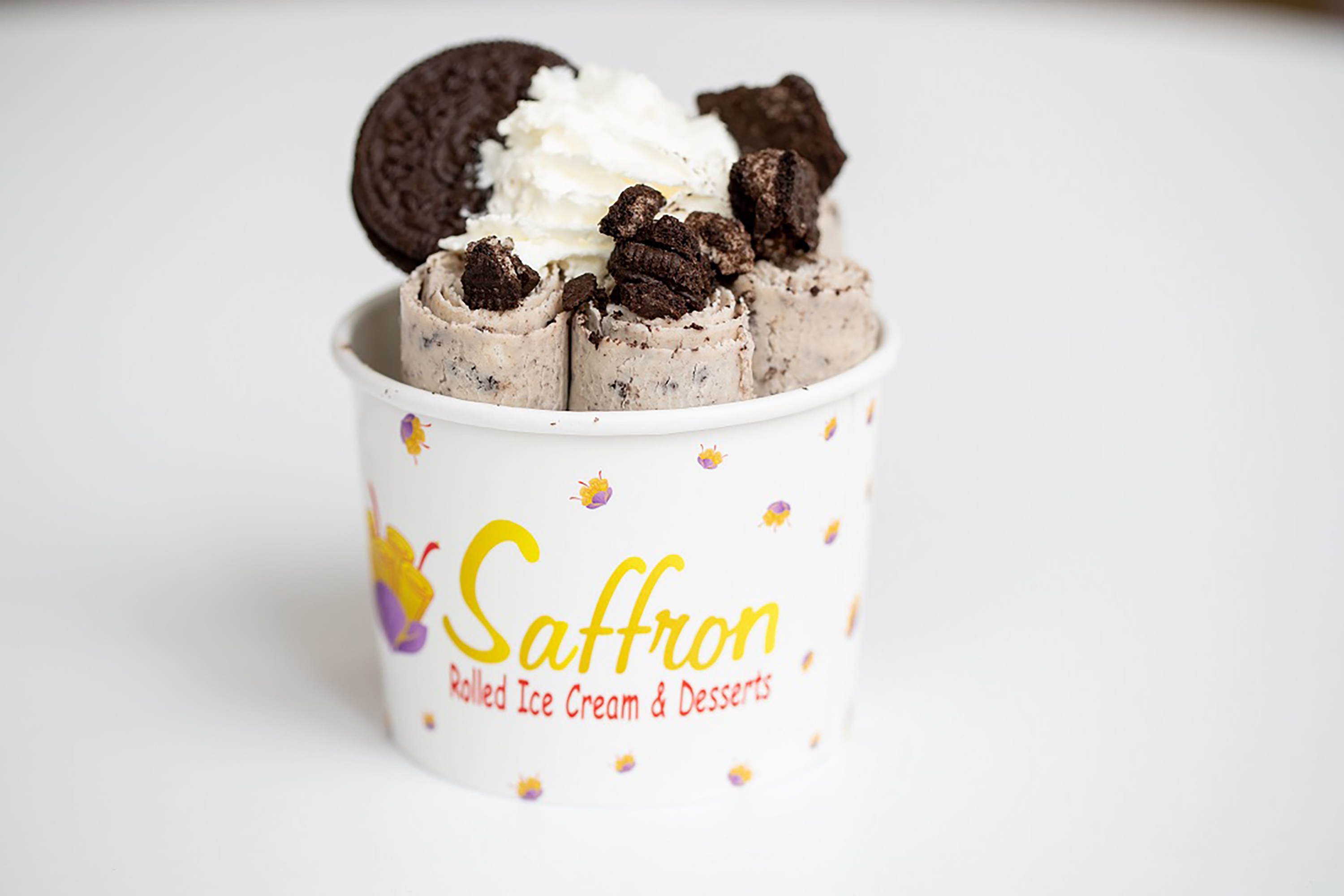 Oreo rolled ice cream dessert